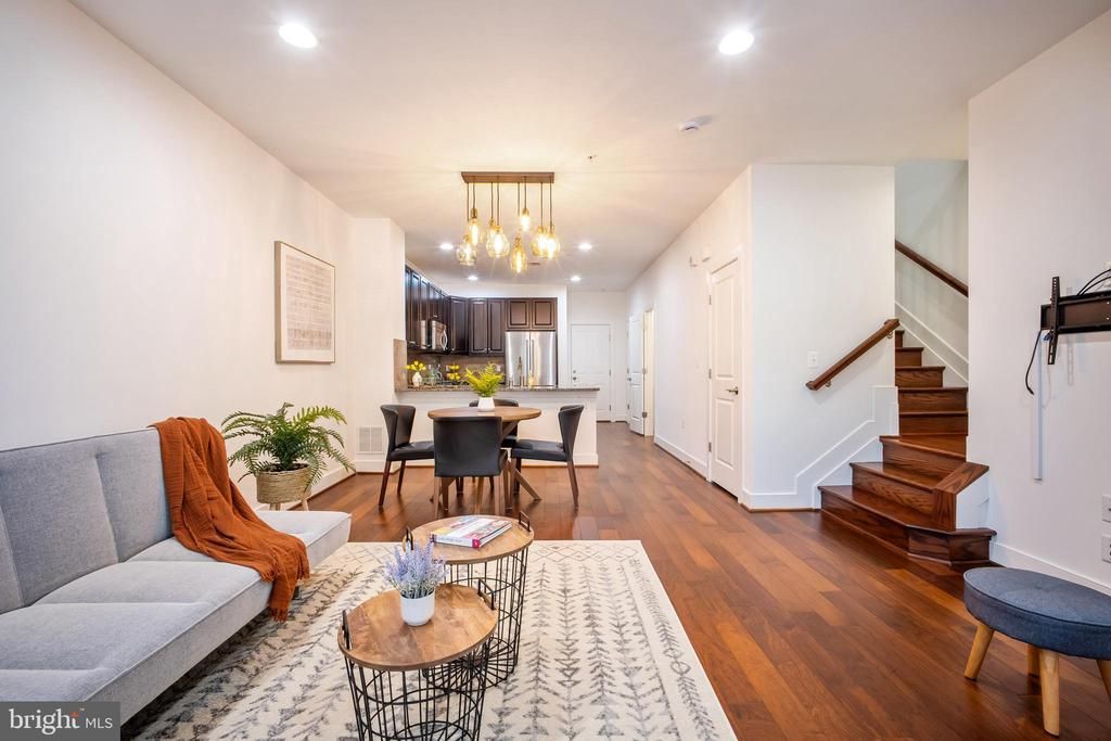 2215 Richmond Highway, Unit 101, Alexandria, VA 22301 Main Photo