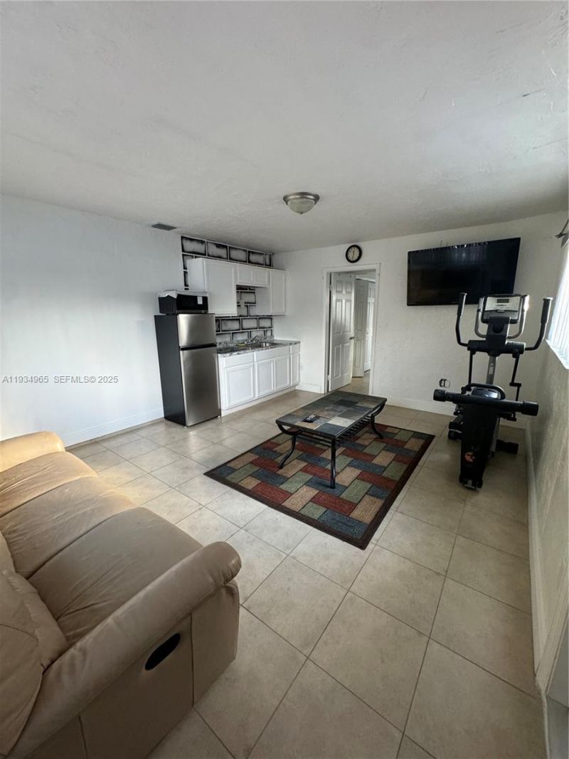 3300 NW 209th Ter, Unit B, Miami Gardens, FL 33056 Photo