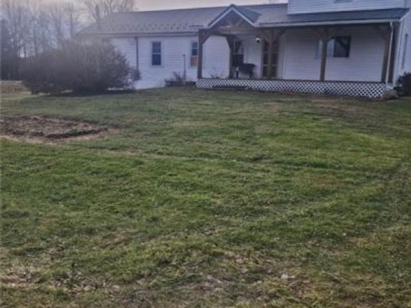 7833 Pymatuning Lake Road, Williamsfield, OH 44093