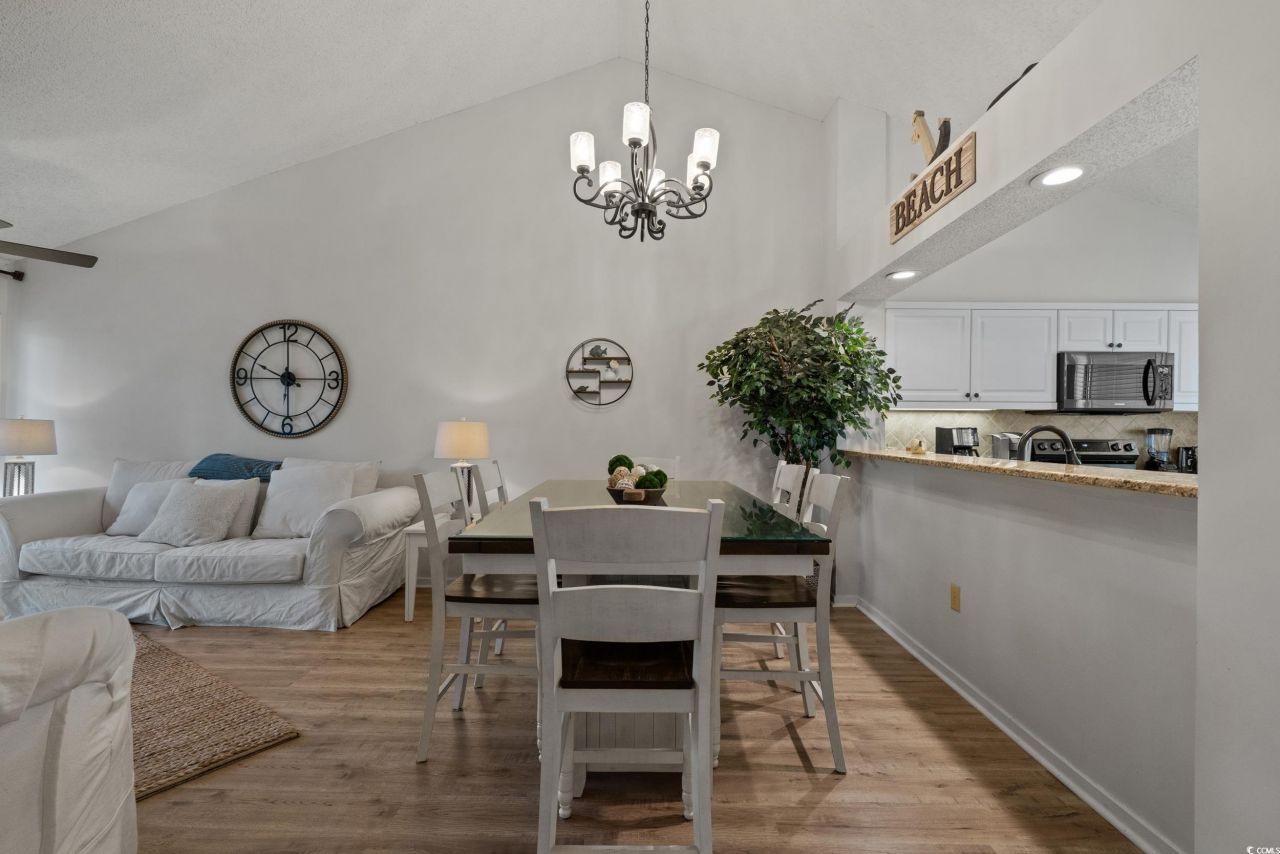 305 Myrtlewood Ct. Photo 11