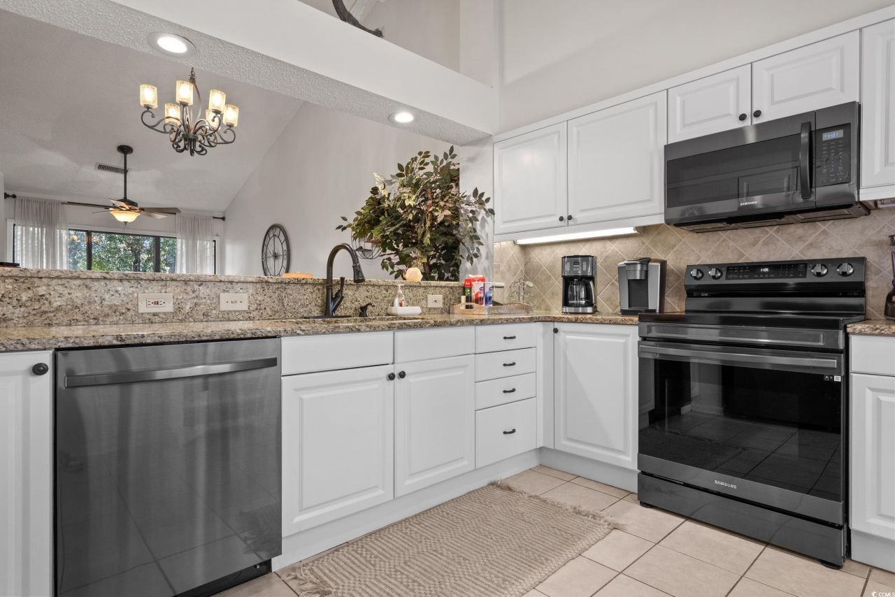 305 Myrtlewood Ct. Photo 14