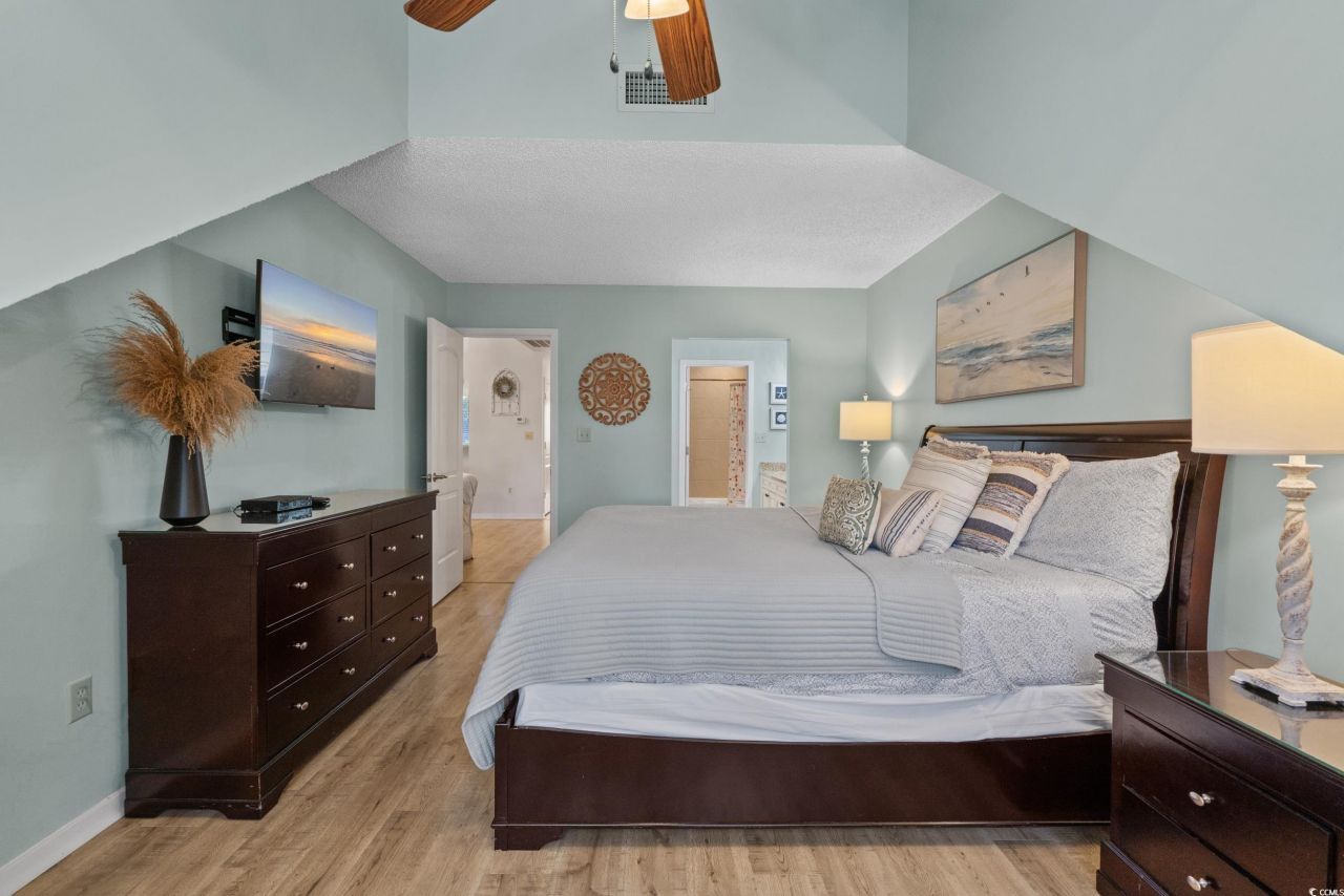 305 Myrtlewood Ct. Photo 15