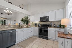 305 Myrtlewood Ct. photo 4