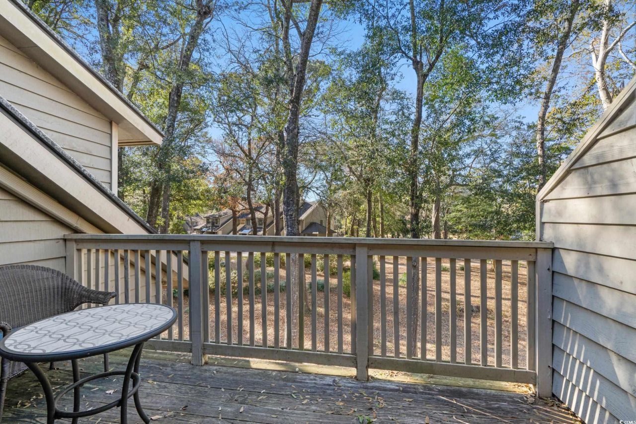 305 Myrtlewood Ct. Photo 6