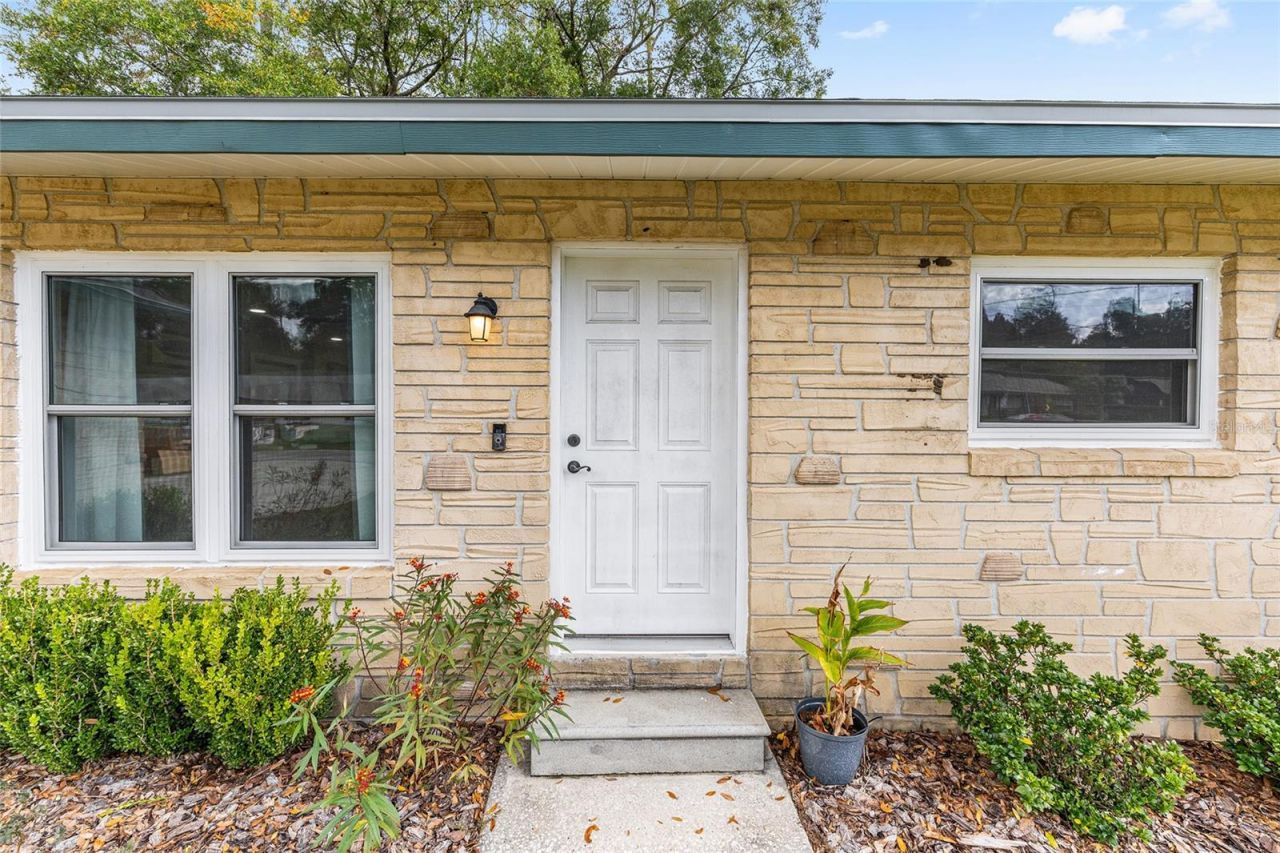 903 NE 17th Court, Ocala, FL 34470 Photo