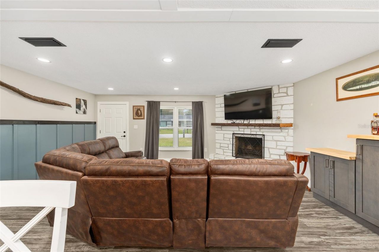 903 NE 17th Court, Ocala, FL 34470 Photo