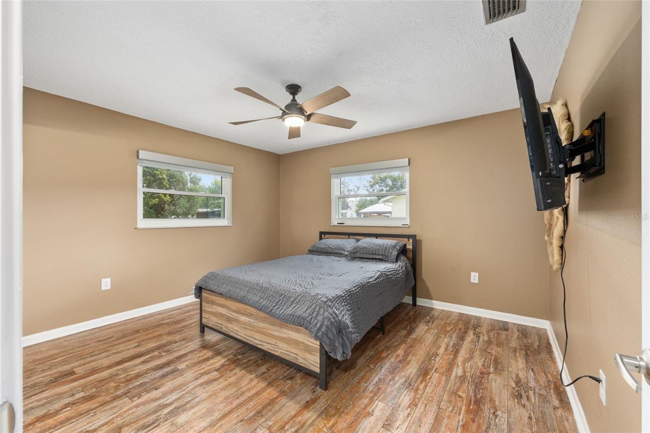 903 NE 17th Court, Ocala, FL 34470 Photo