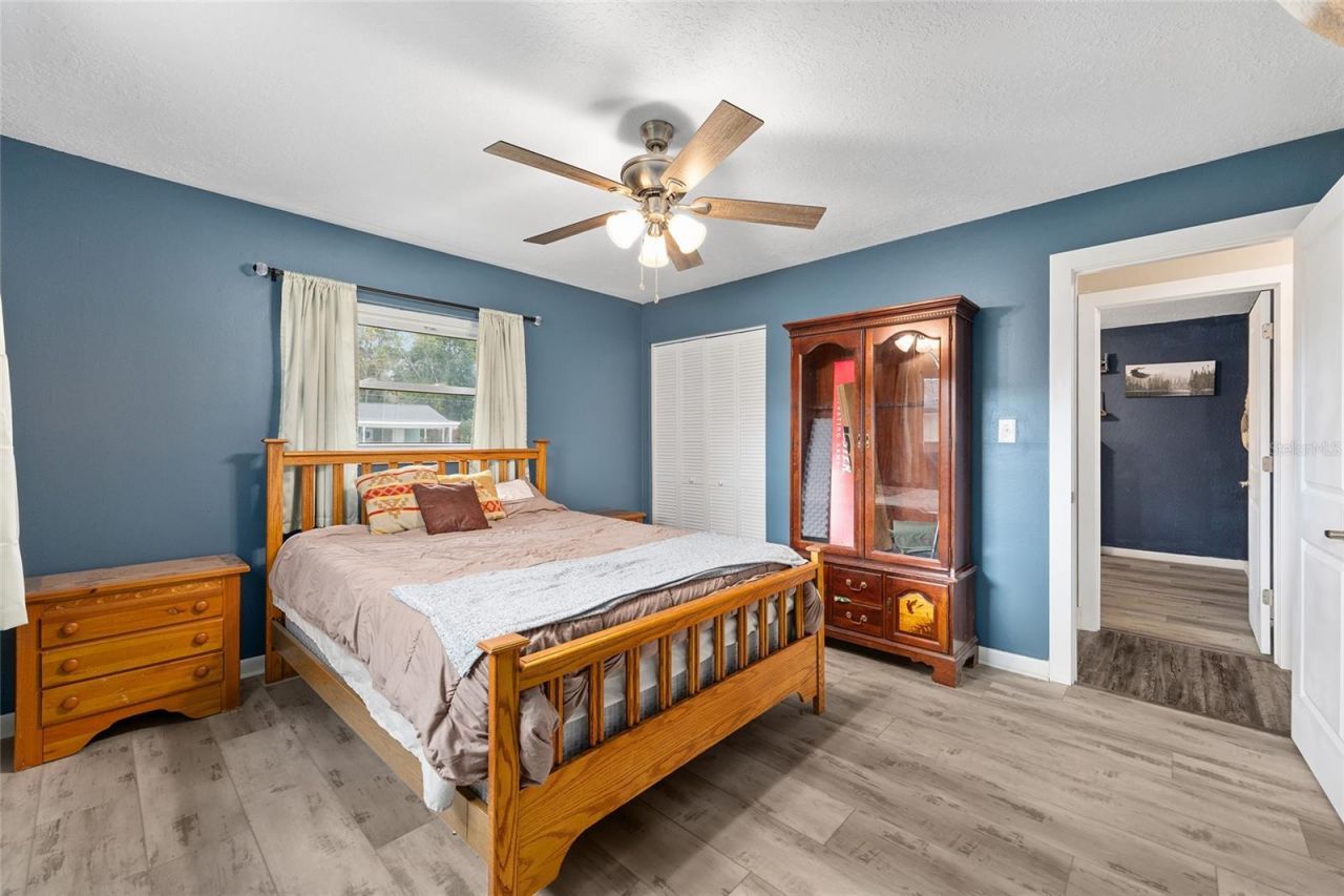 903 NE 17th Court, Ocala, FL 34470 Photo