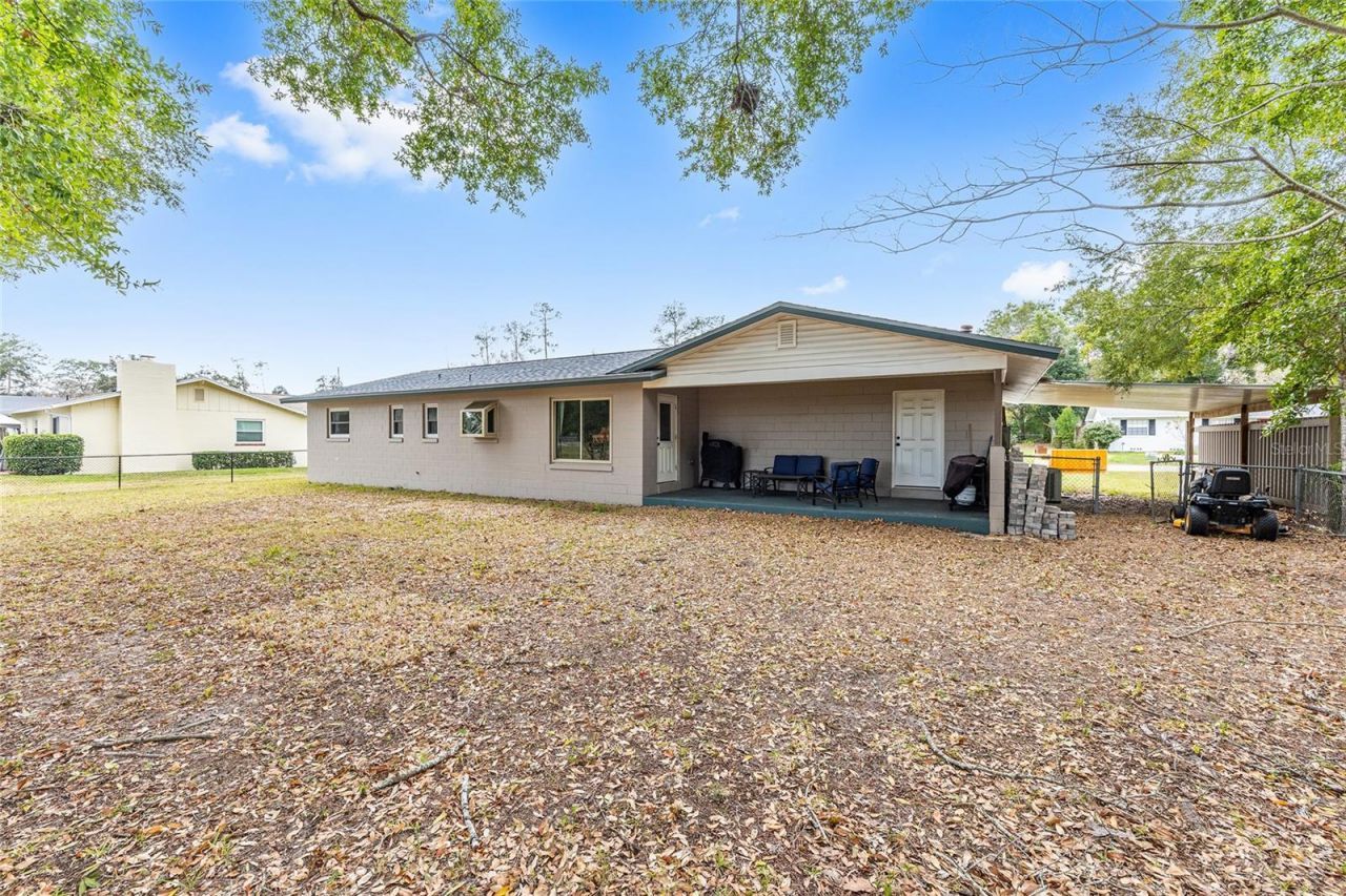 903 NE 17th Court, Ocala, FL 34470 Photo