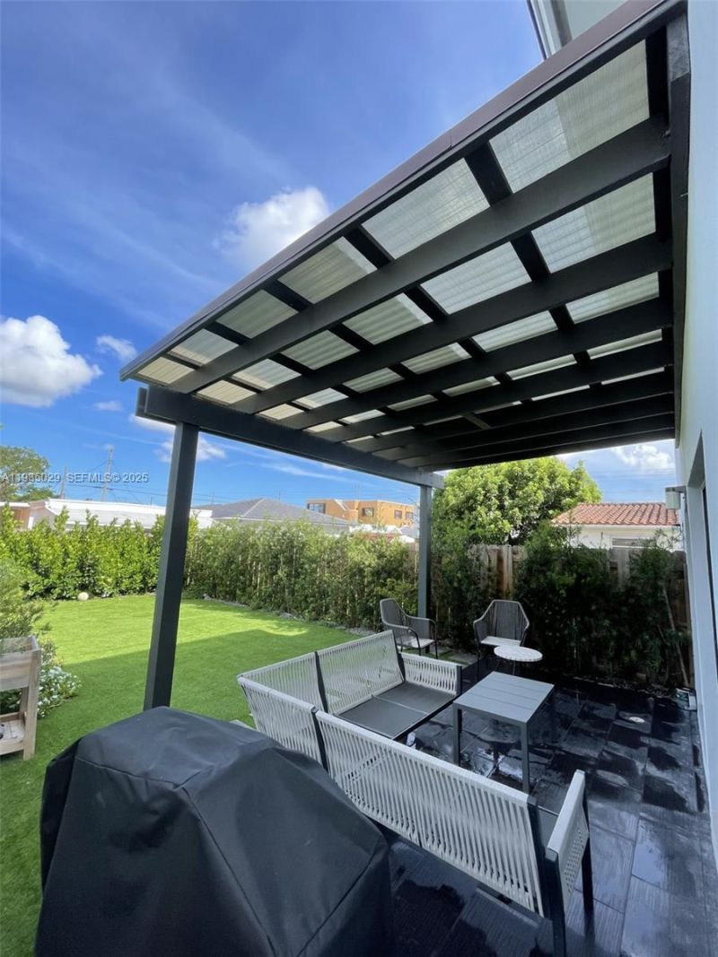 3721 SW 88th Pl, Unit B, Miami, FL 33165 Photo