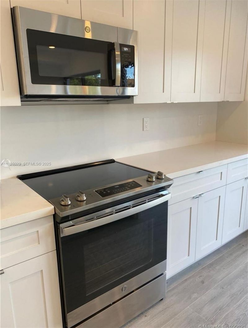 3721 SW 88th Pl, Unit B, Miami, FL 33165 Photo