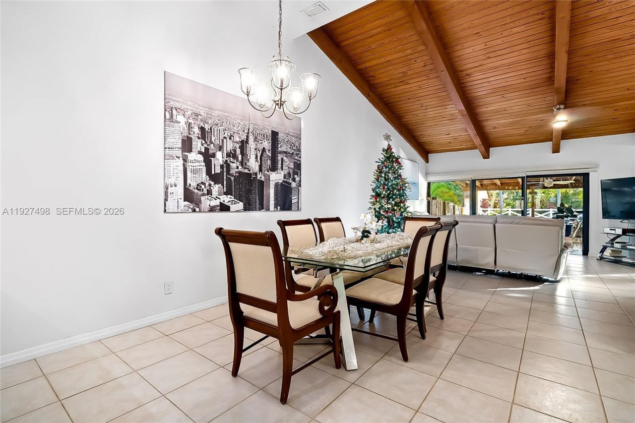 2669 S Parkview Dr, Hallandale Beach, FL 33009 Photo