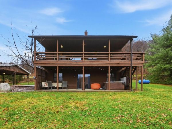 6321 RK Miller Road, Logan, OH 43138