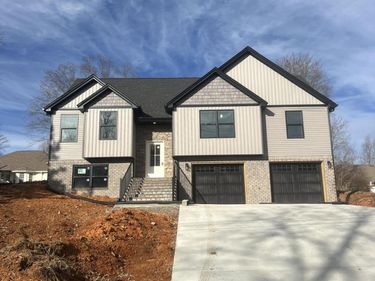 5168 Crystal Brook Drive, Morristown, TN 37814