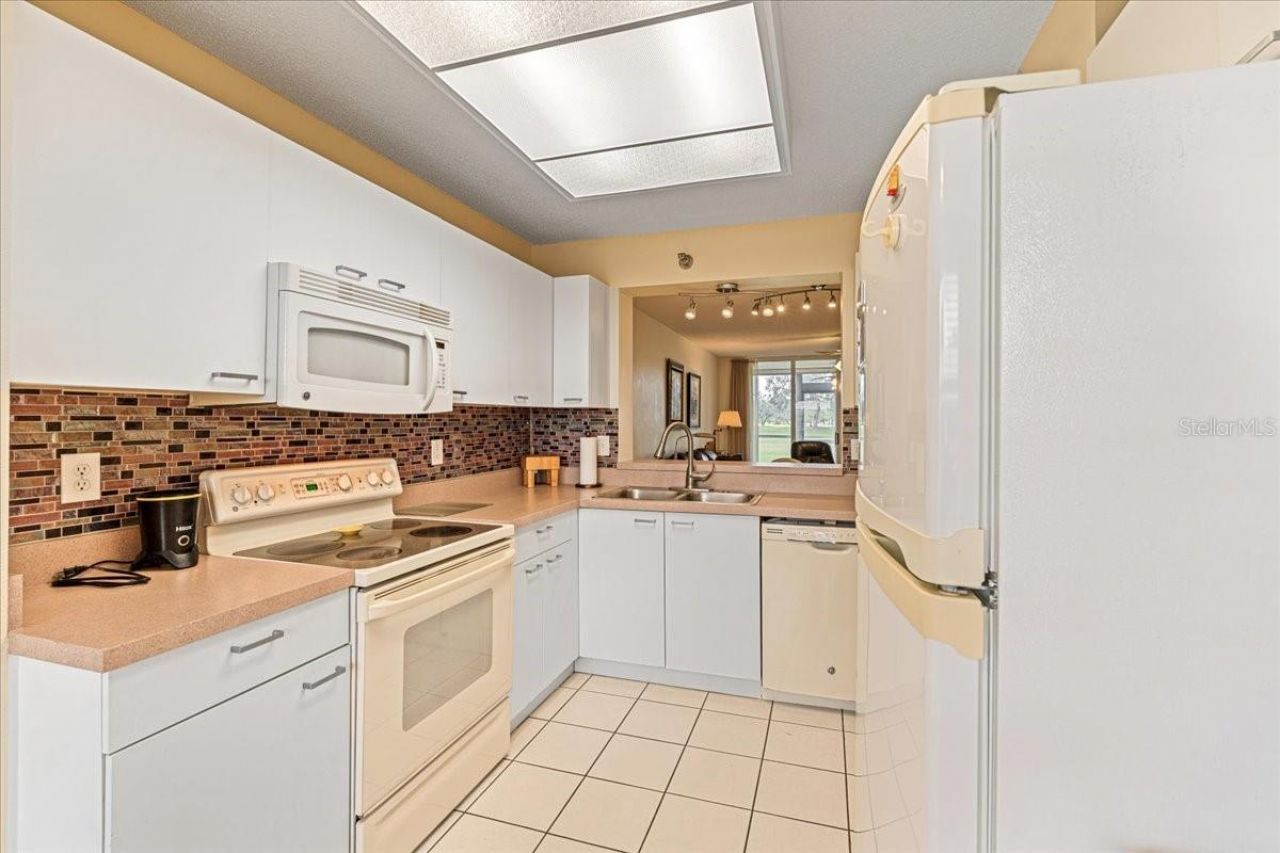 3780 Pinebrook Circle, Unit 106, Bradenton, FL 34209 Photo