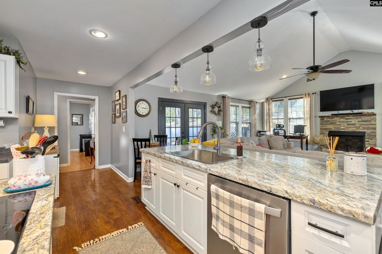 514 Church Street Photo 13