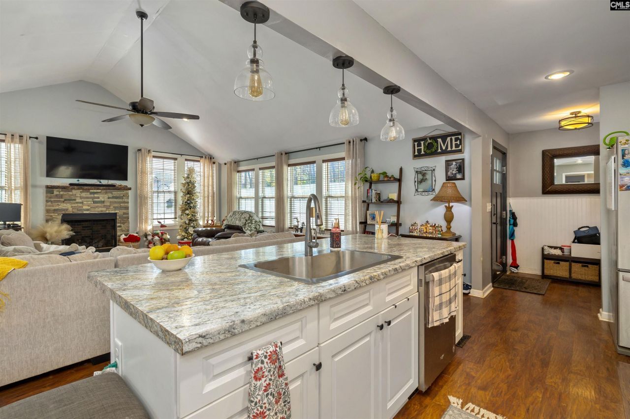 514 Church Street Photo 17