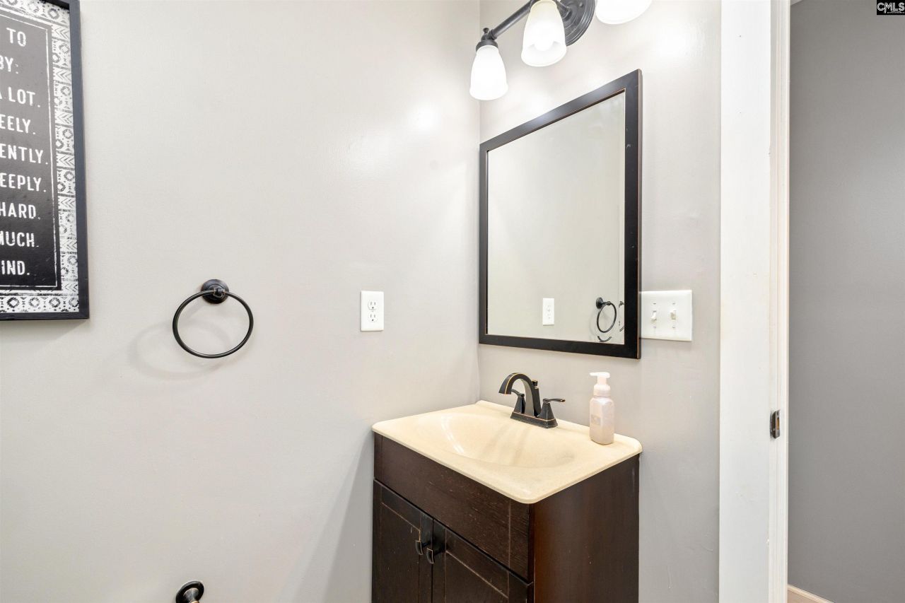 514 Church Street Photo 27