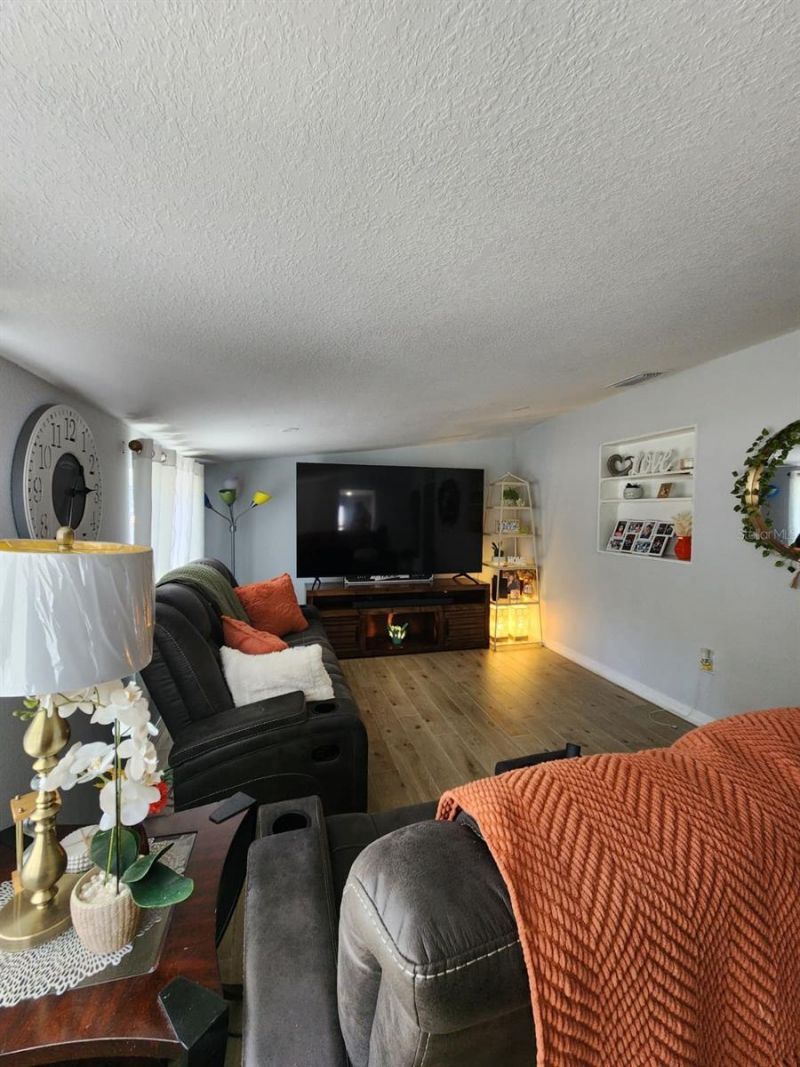 5409 18th Street Boulevard E, Bradenton, FL 34203 Photo