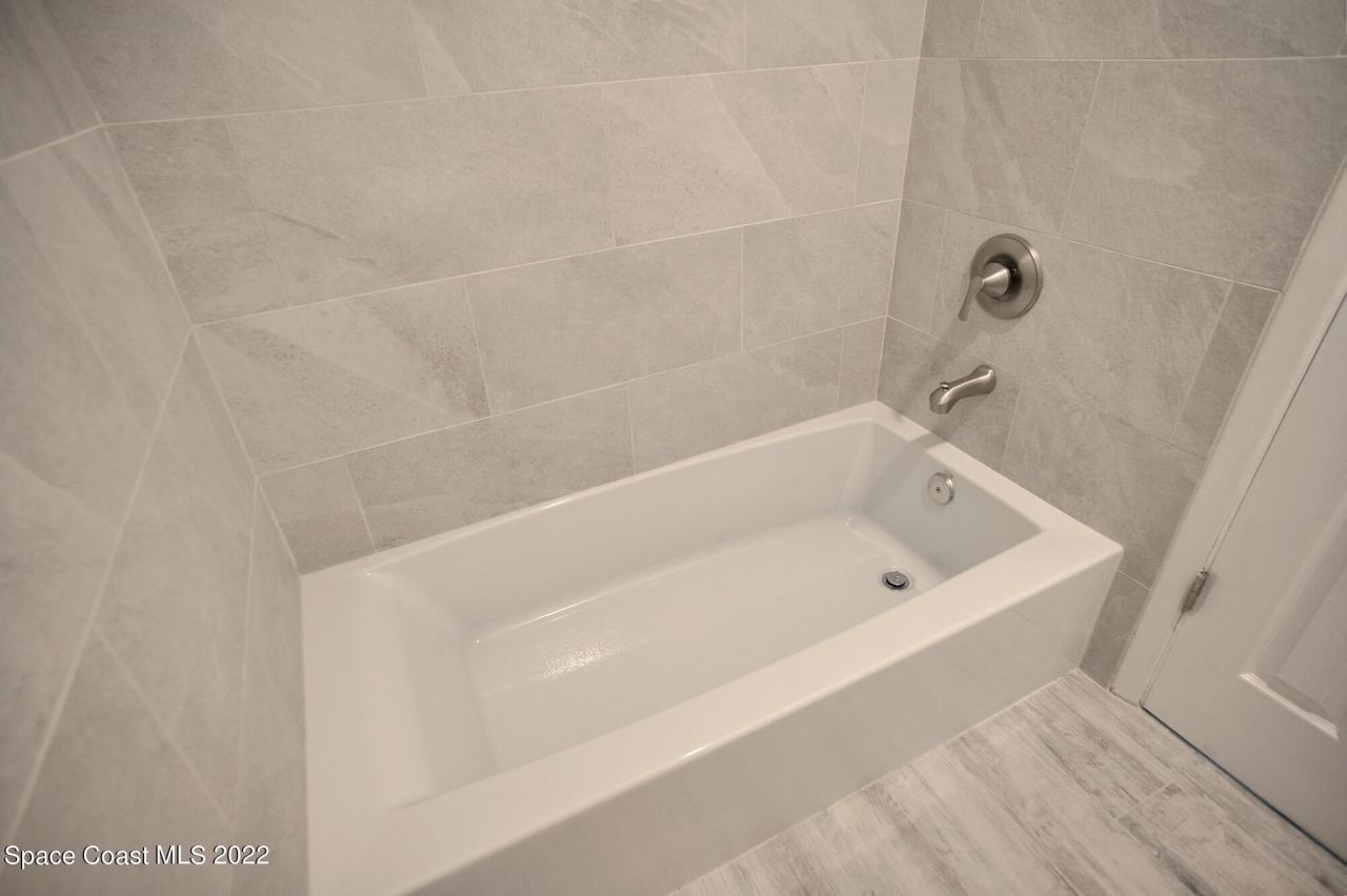 3237 Sea Oats Circle, Melbourne Beach, FL 32951 Photo