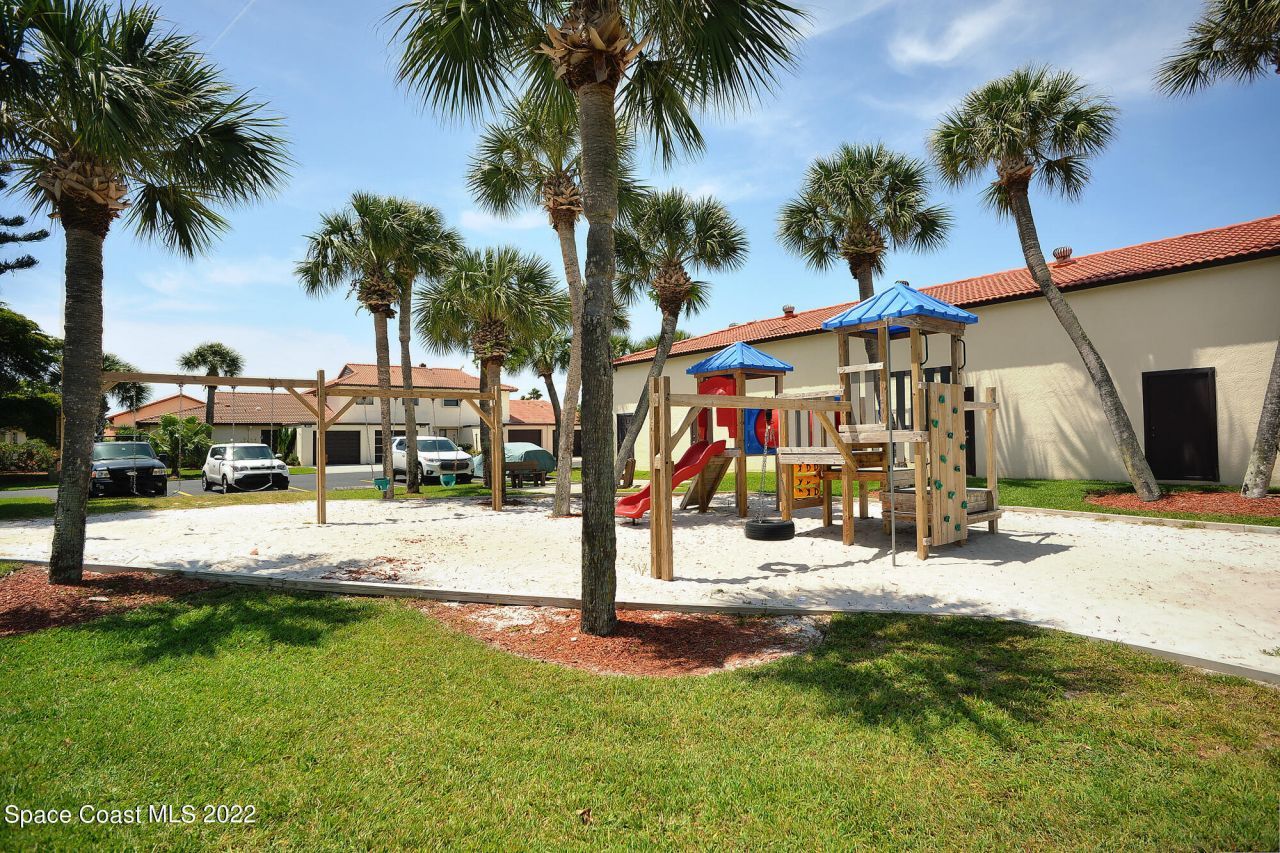 3237 Sea Oats Circle, Melbourne Beach, FL 32951 Photo