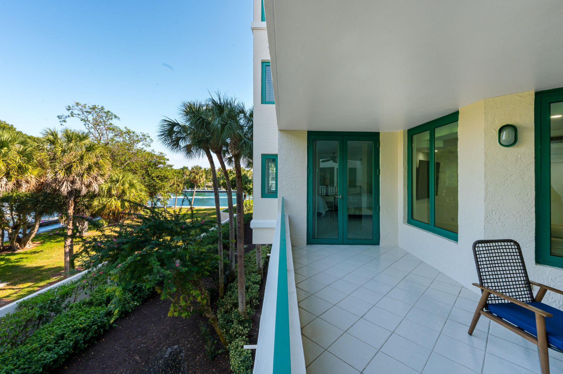 100 SE 5th Avenue, Unit 304, Boca Raton, FL 33432 Photo