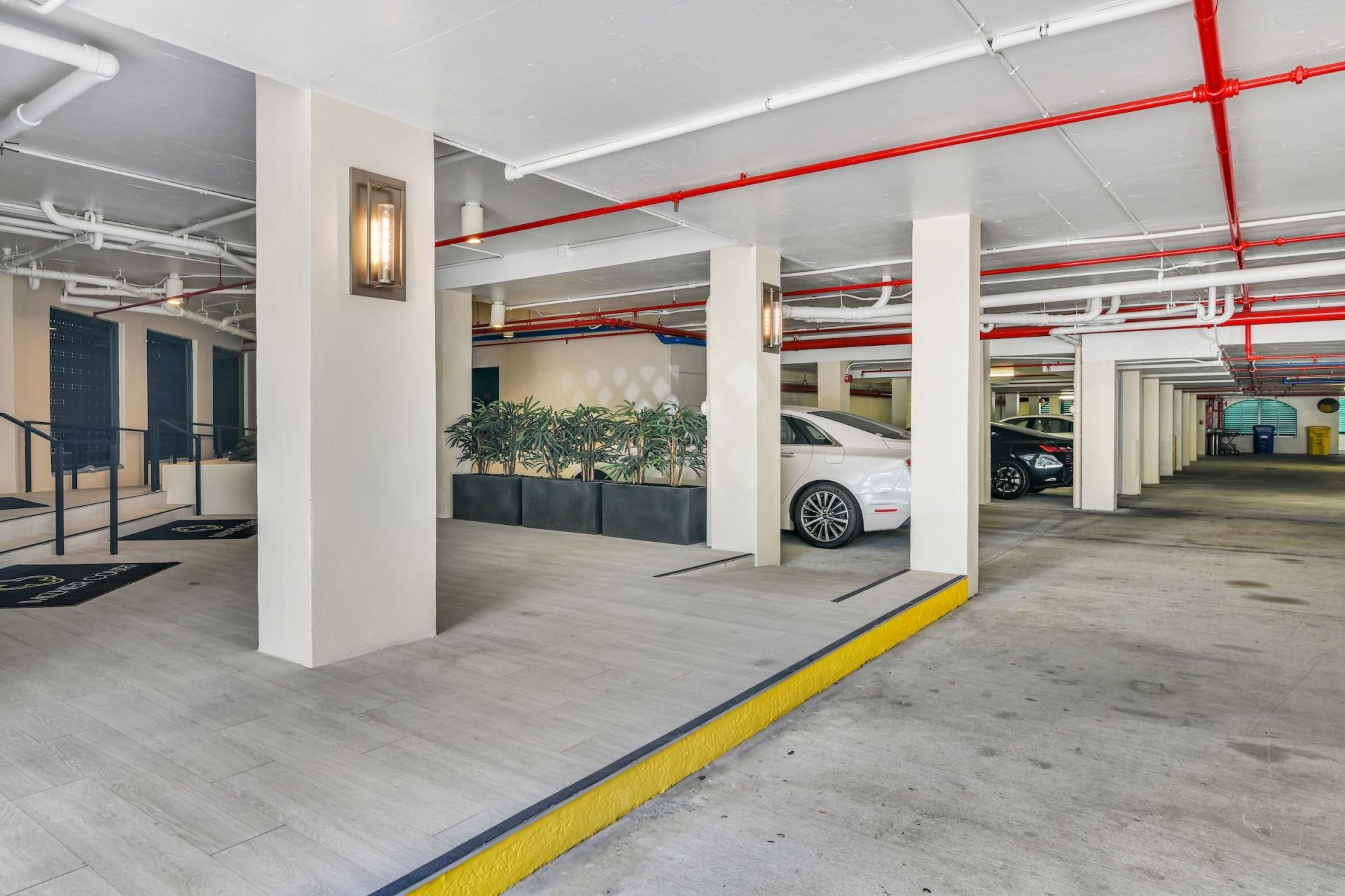 100 SE 5th Avenue, Unit 304, Boca Raton, FL 33432 Photo