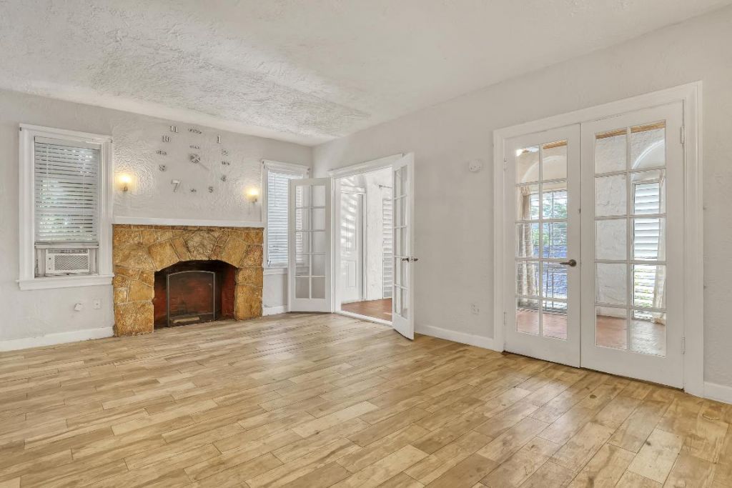 333 Walton Boulevard, Unit 1, West Palm Beach, FL 33405 Photo