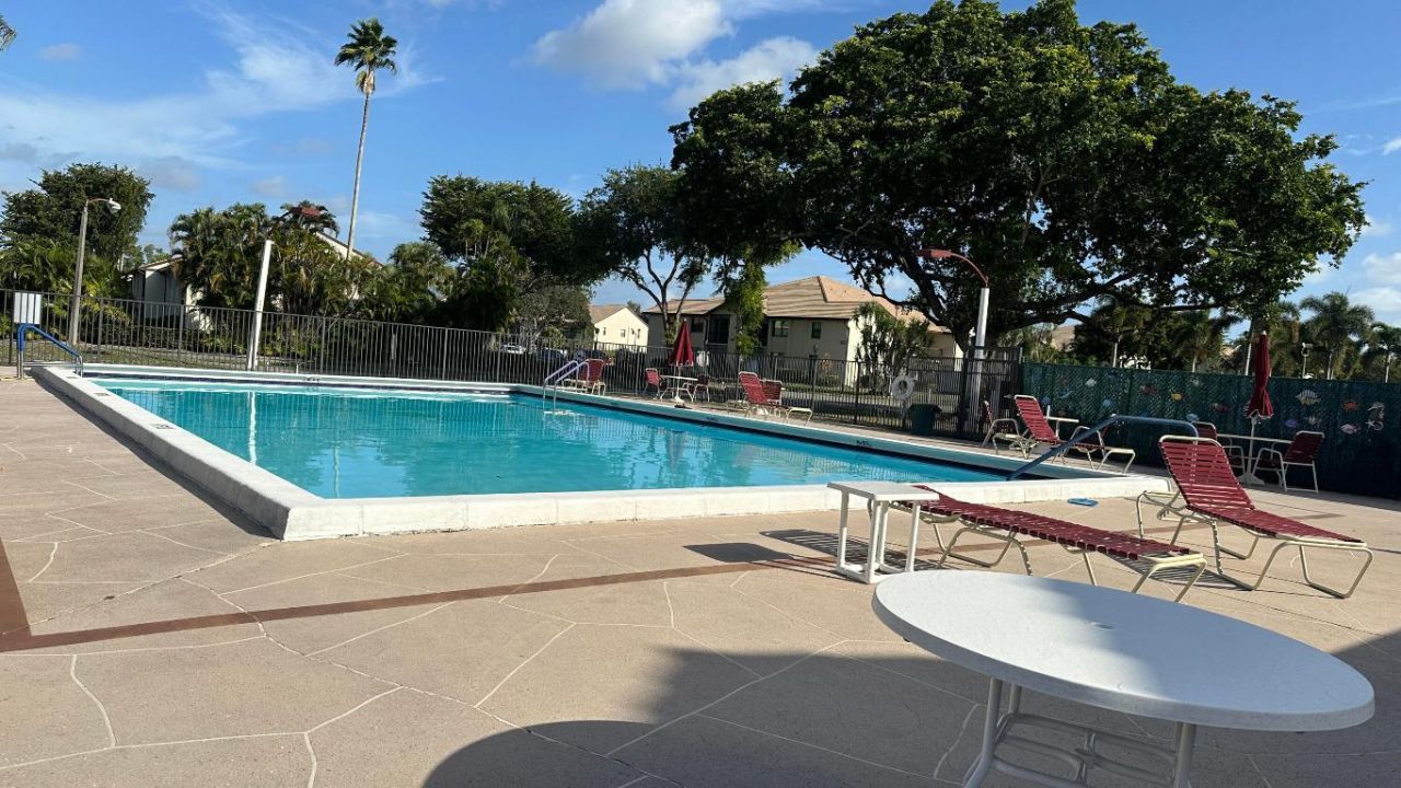 7593 Tahiti Lane, Unit 205, Lake Worth, FL 33467 Photo