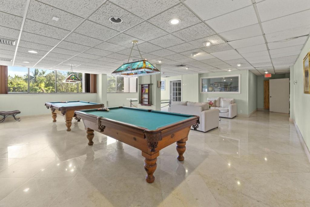 5600 N Flagler Drive, Unit 1807, West Palm Beach, FL 33407 Photo