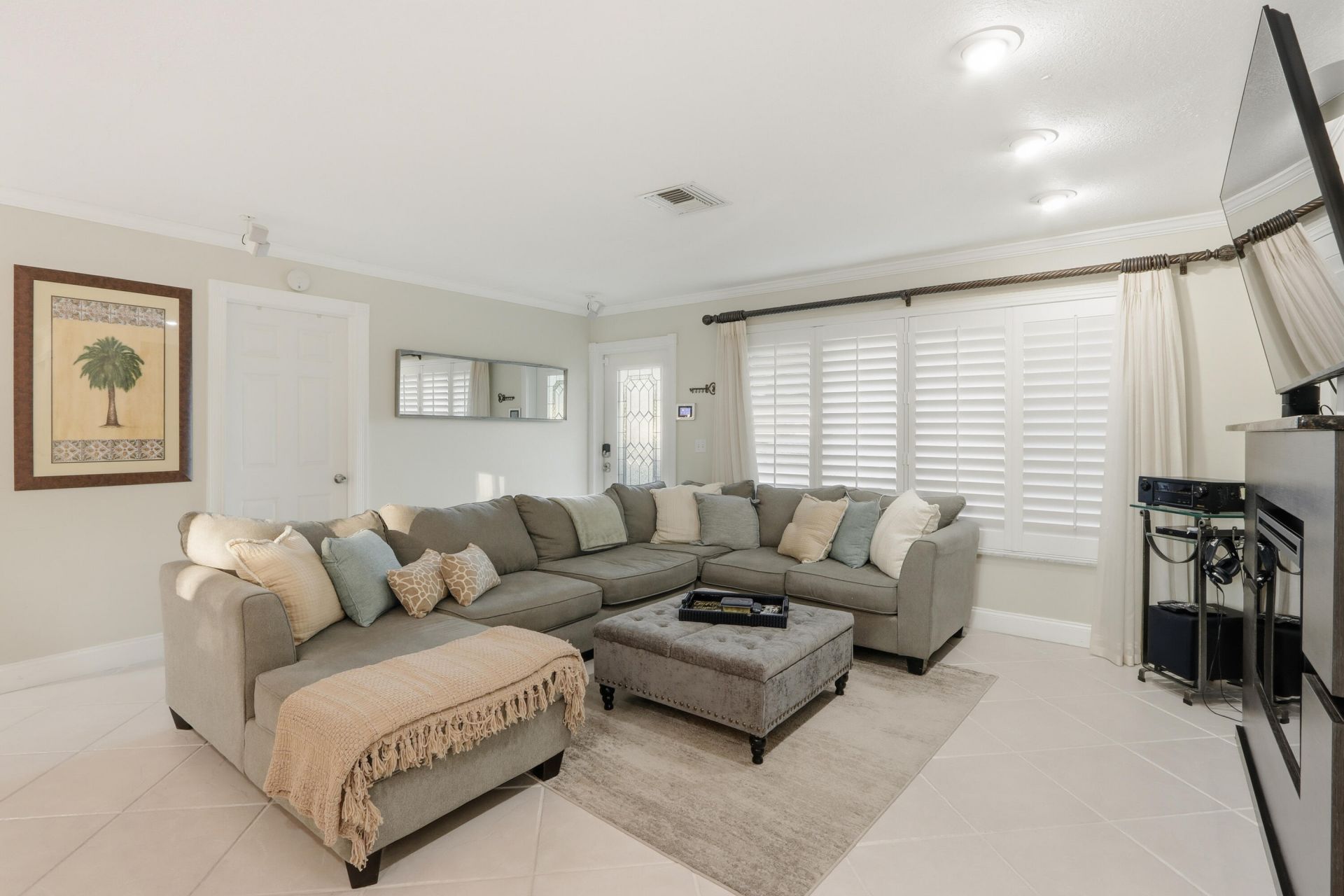 1905 Meadow Court, Palm Springs, FL 33406 Photo