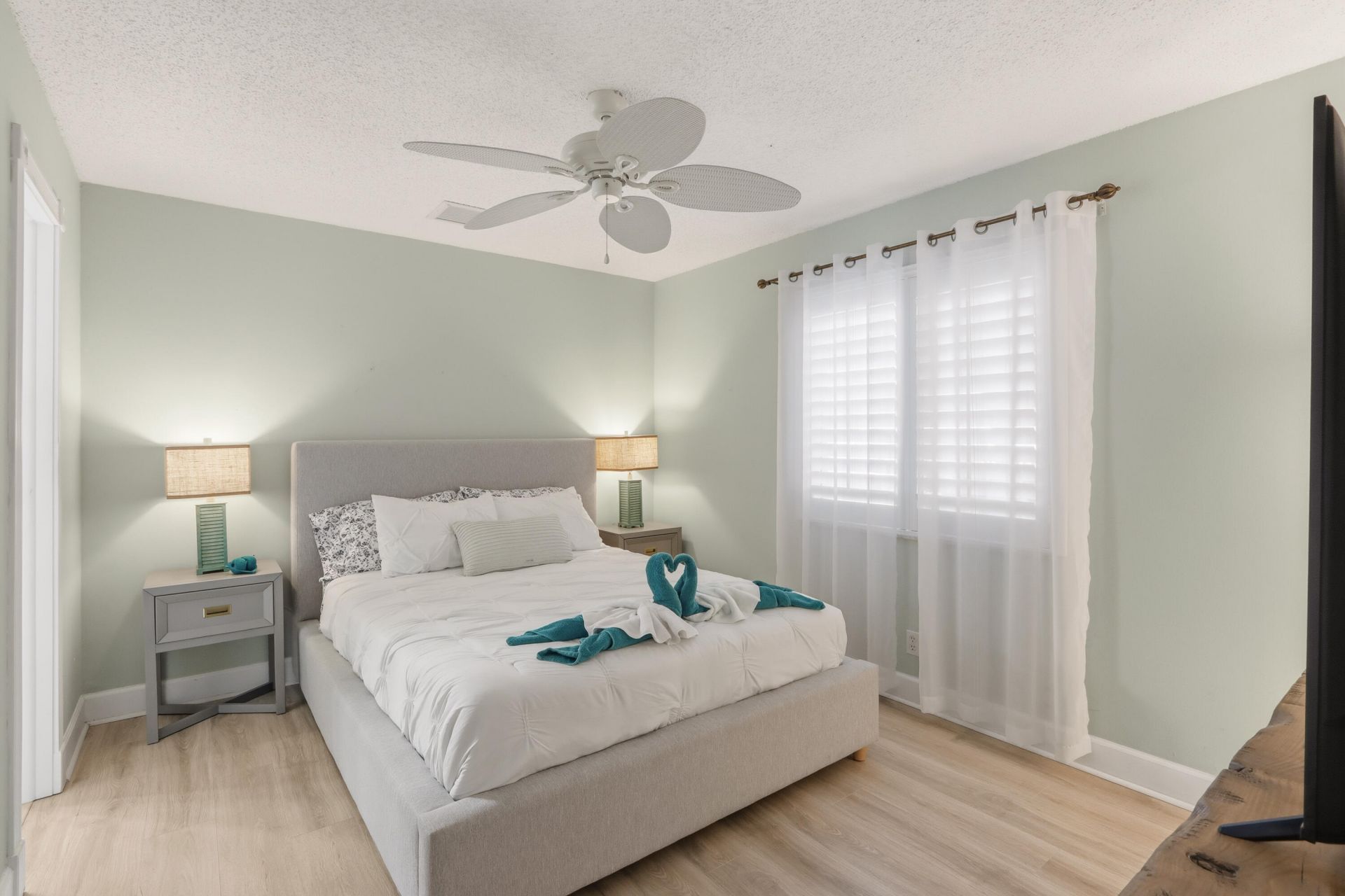 1905 Meadow Court, Palm Springs, FL 33406 Photo