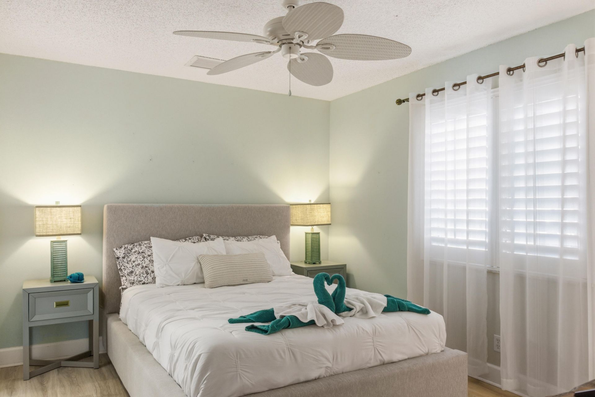 1905 Meadow Court, Palm Springs, FL 33406 Photo