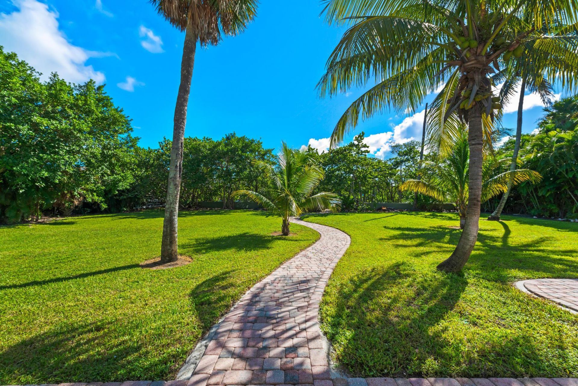 602 N Atlantic Drive, Lantana, FL 33460 Photo