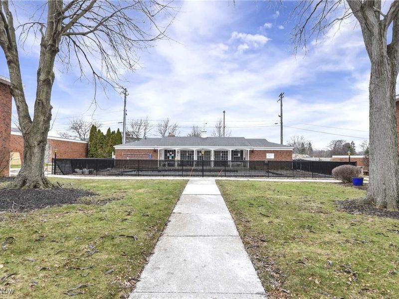 2948 Pease Drive, Unit 204, Rocky River, OH 44116 Photo 36