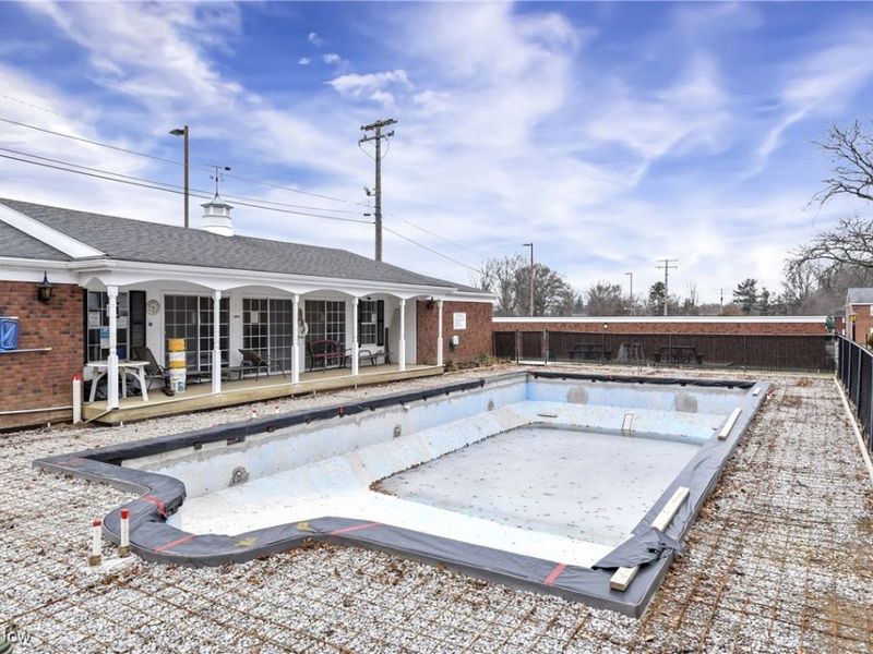 2948 Pease Drive, Unit 204, Rocky River, OH 44116 Photo 37