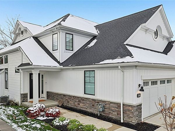 2816 Riviera Drive, Fairlawn, OH 44333