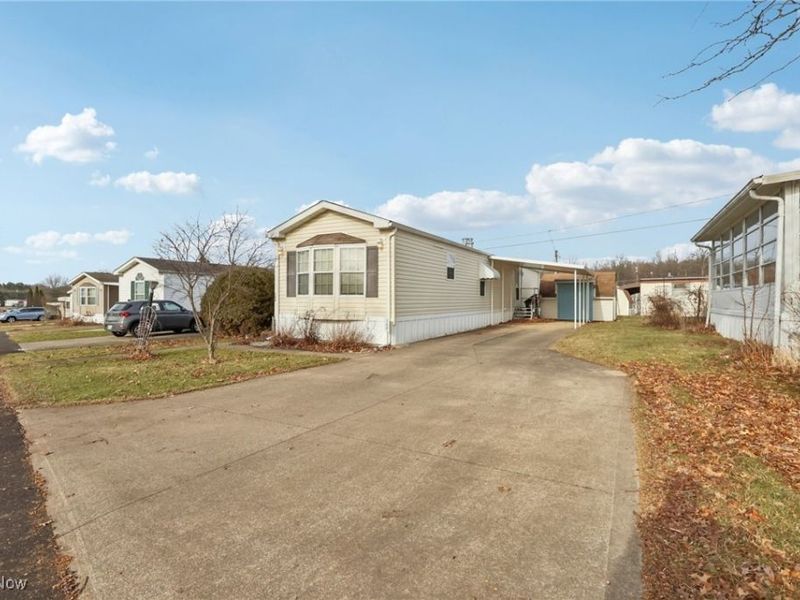 18592 Edwards, Unit 169, Doylestown, OH 44230 Photo 2