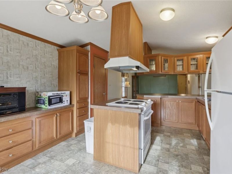 18592 Edwards, Unit 169, Doylestown, OH 44230 Photo 8