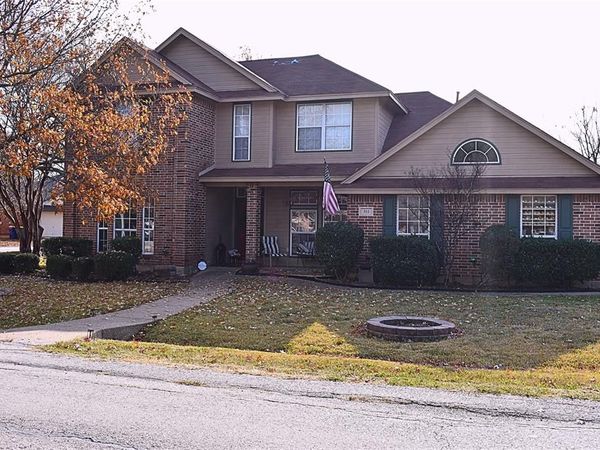 311 Ridge Hollow Trail, Venus, TX 76084