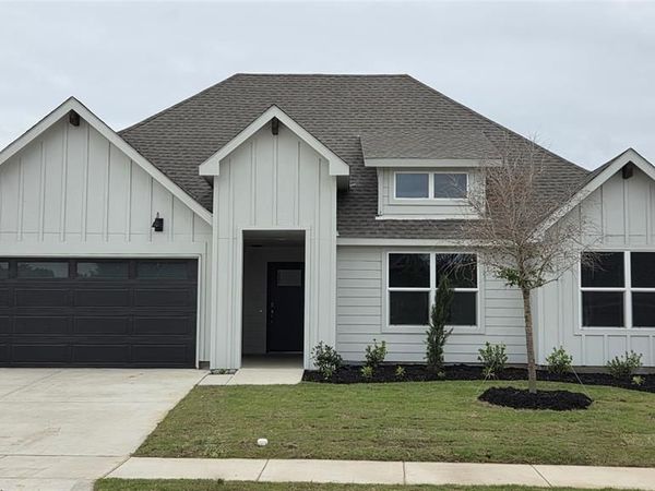 4207 CORNERSTONE Circle, Granbury, TX 76048