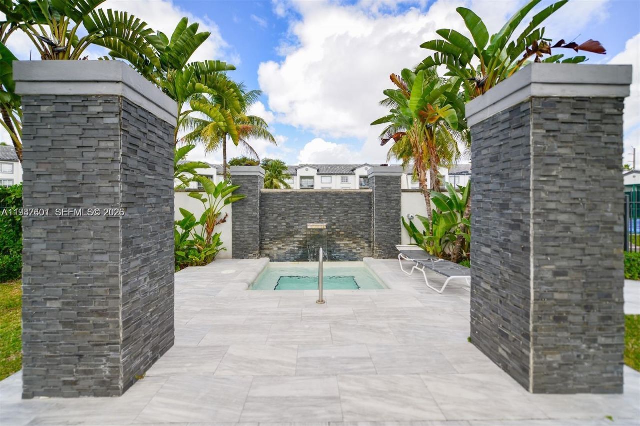 4370 NW 107th Ave, Unit 205, Doral, FL 33178 Photo