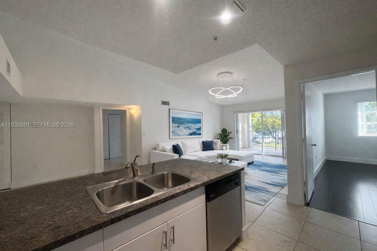 4370 NW 107th Ave, Unit 205, Doral, FL 33178 Photo