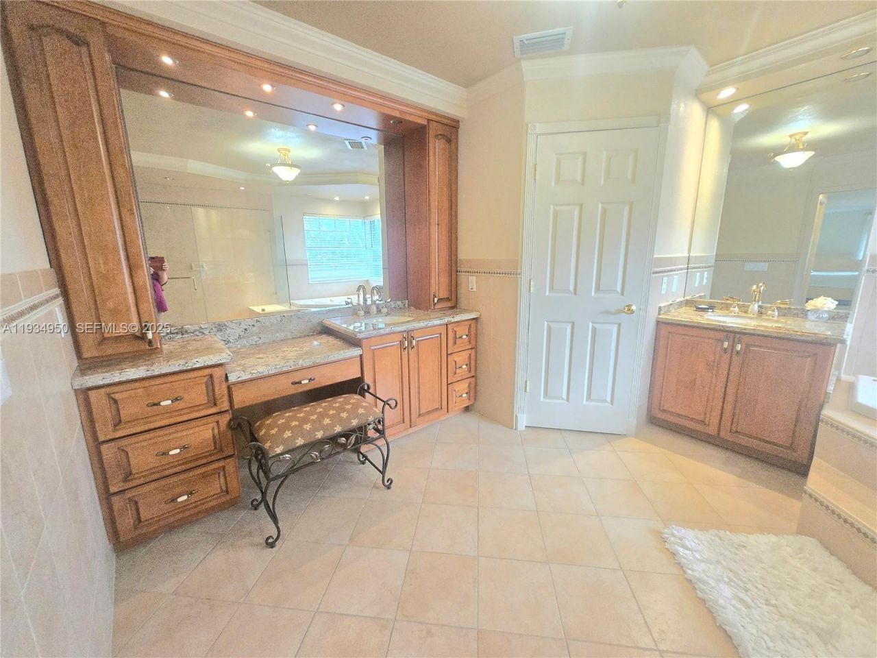 16422 NW 83rd Pl , Miami Lakes, FL 33016 Photo