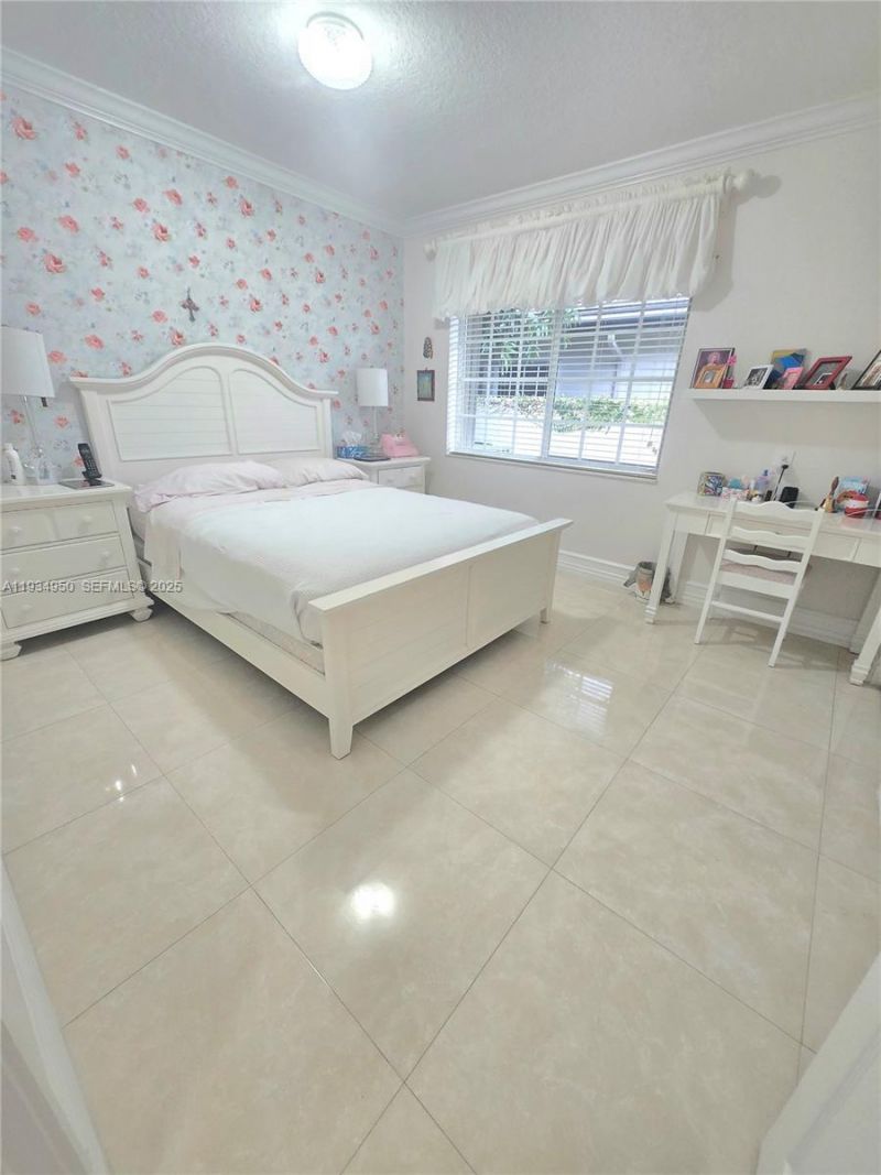 16422 NW 83rd Pl , Miami Lakes, FL 33016 Photo