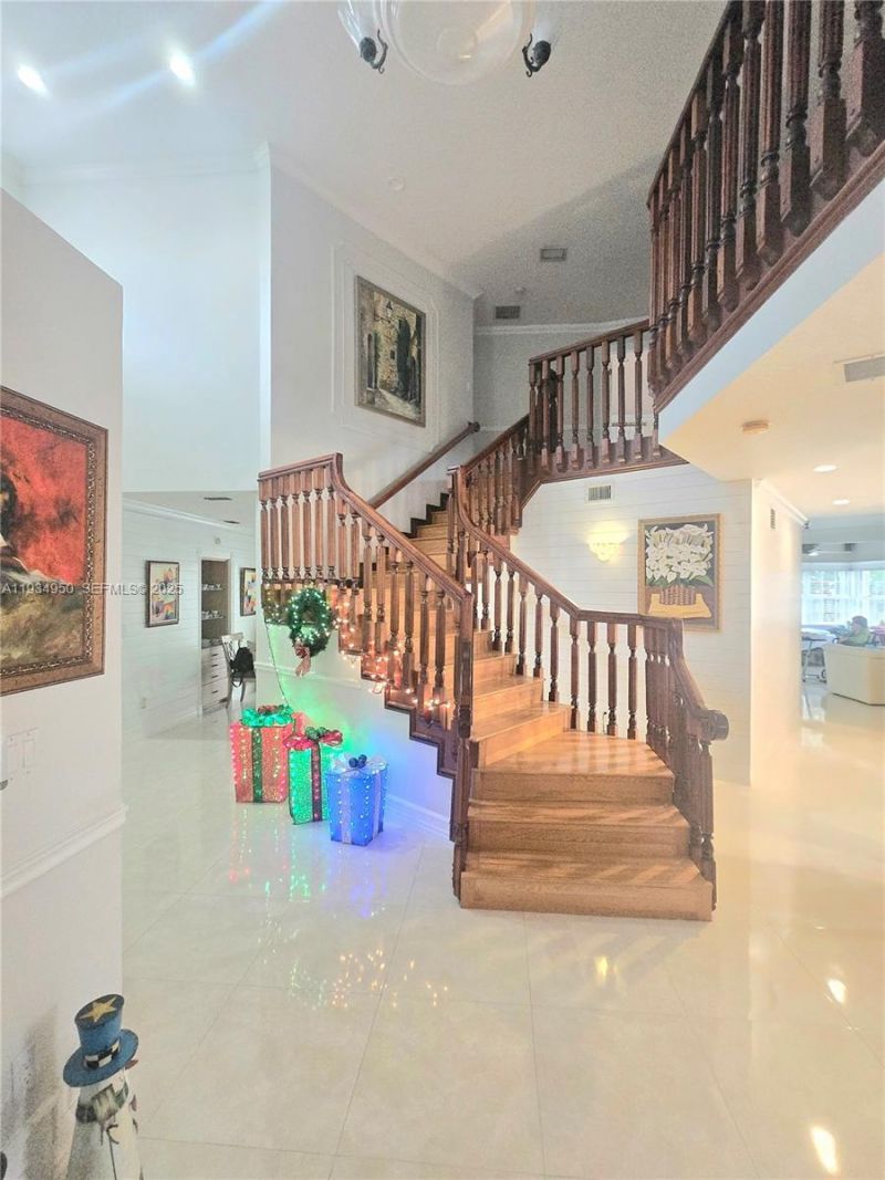 16422 NW 83rd Pl , Miami Lakes, FL 33016 Photo