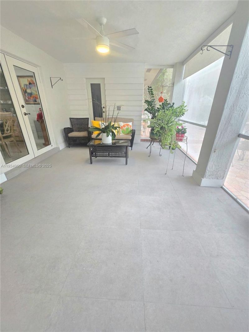 16422 NW 83rd Pl , Miami Lakes, FL 33016 Photo