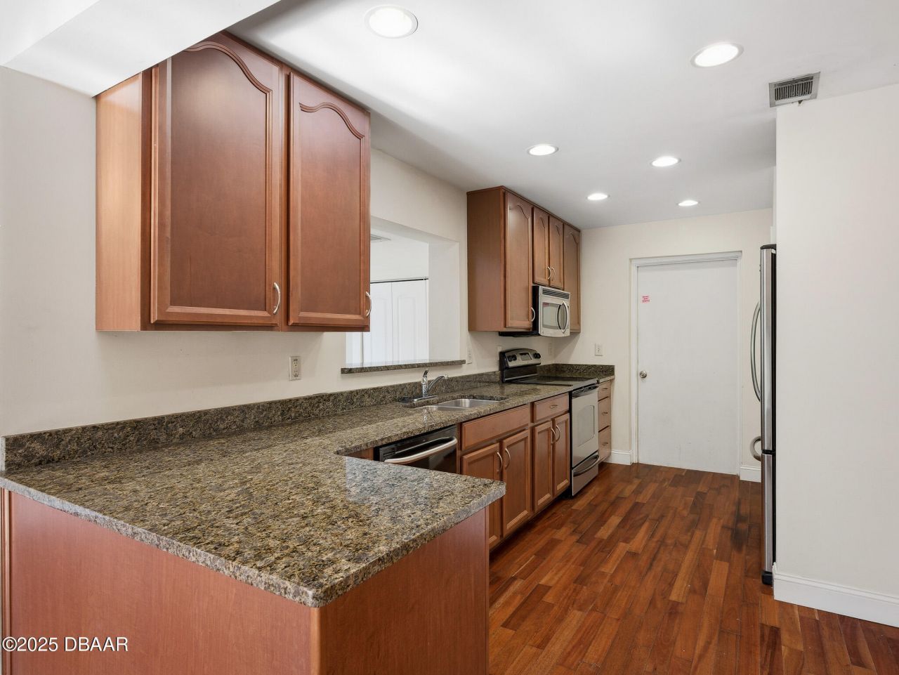 168 Turnberry Circle, New Smyrna Beach, FL 32168 Photo