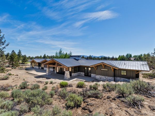 23114 Angler Court, Unit Lot 9, Bend, OR 97701