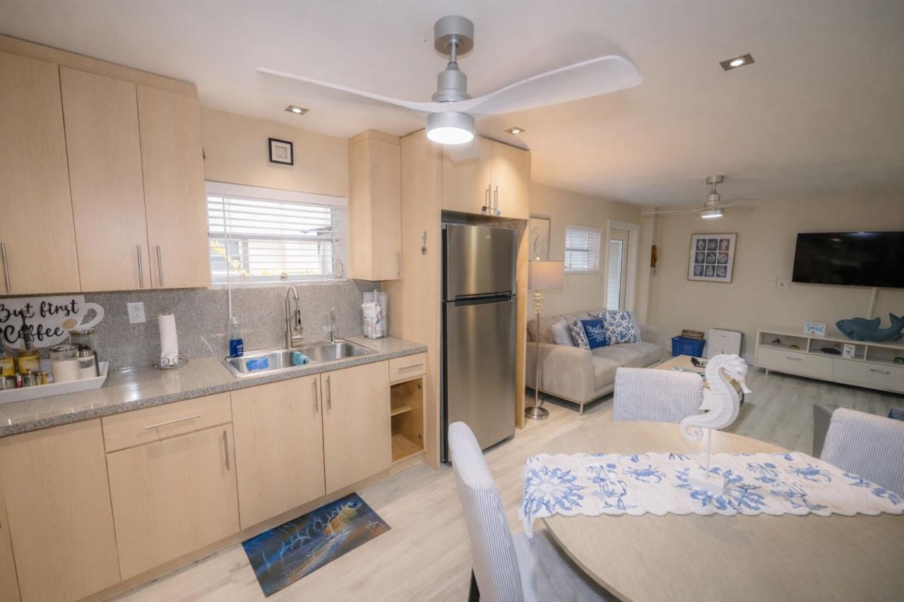 1016 Gibraltar Road, Key Largo, FL 33037 Photo